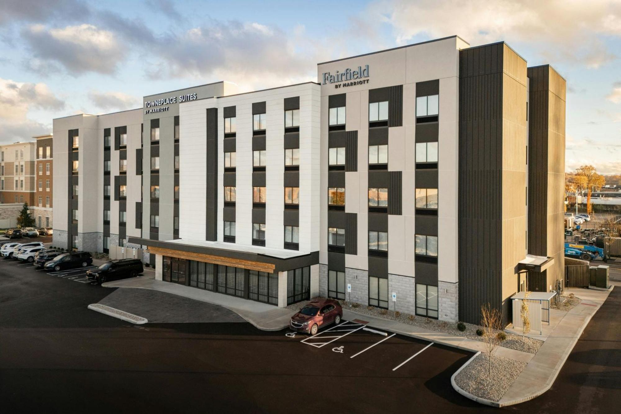 Fairfield By Marriott Inn & Suites Cincinnati Oakley Buitenkant foto