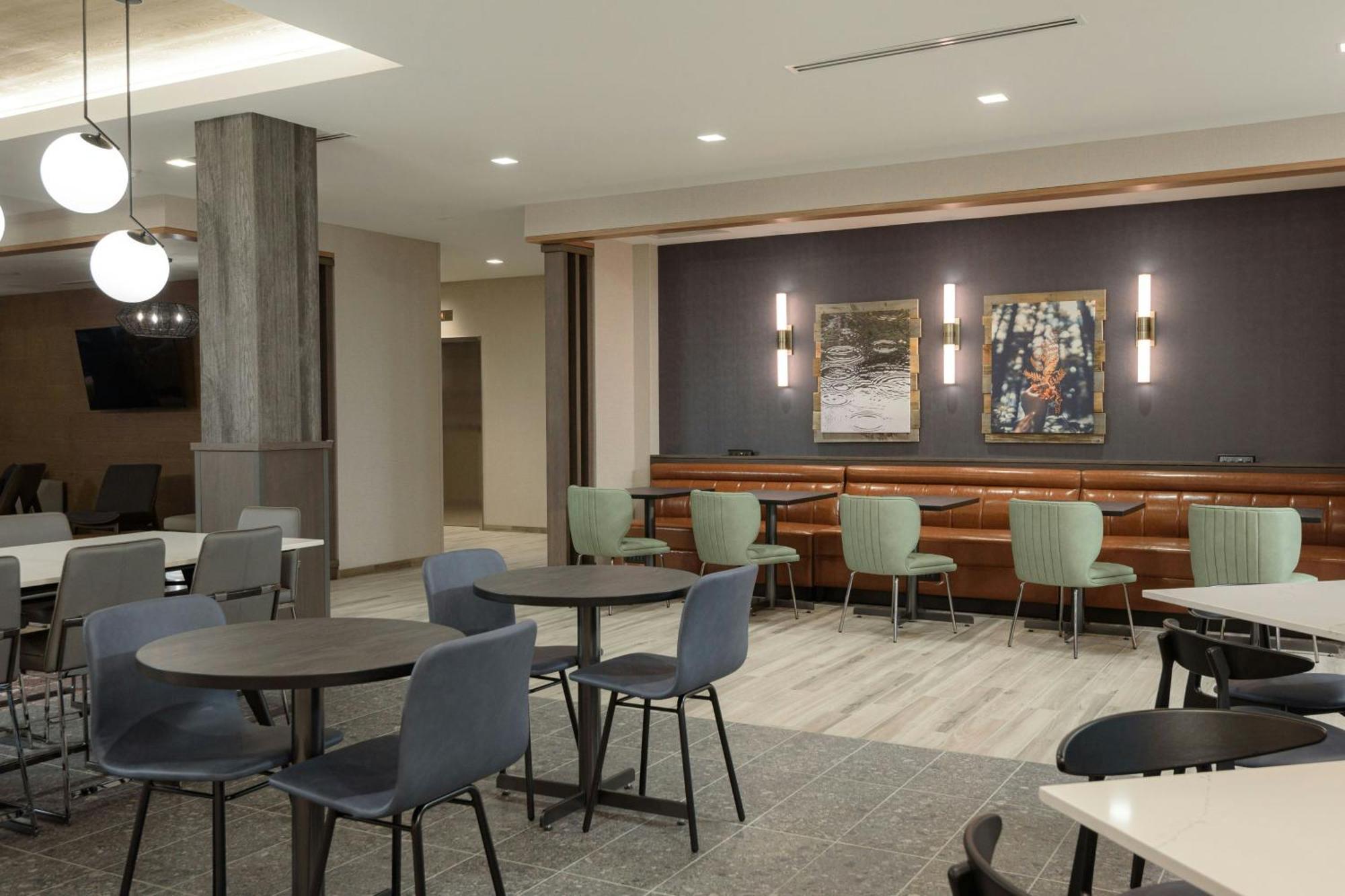 Fairfield By Marriott Inn & Suites Cincinnati Oakley Buitenkant foto